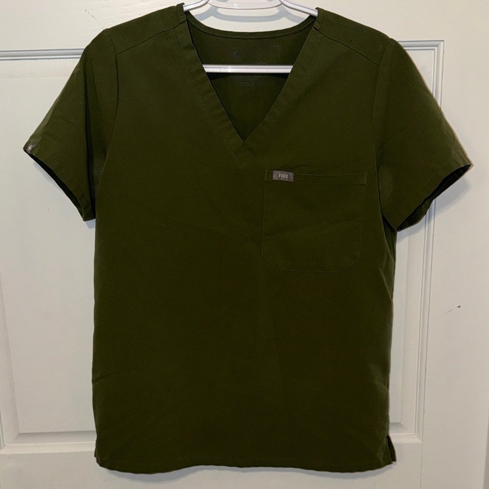 Women’s FIGS Olive Green Scrub Top